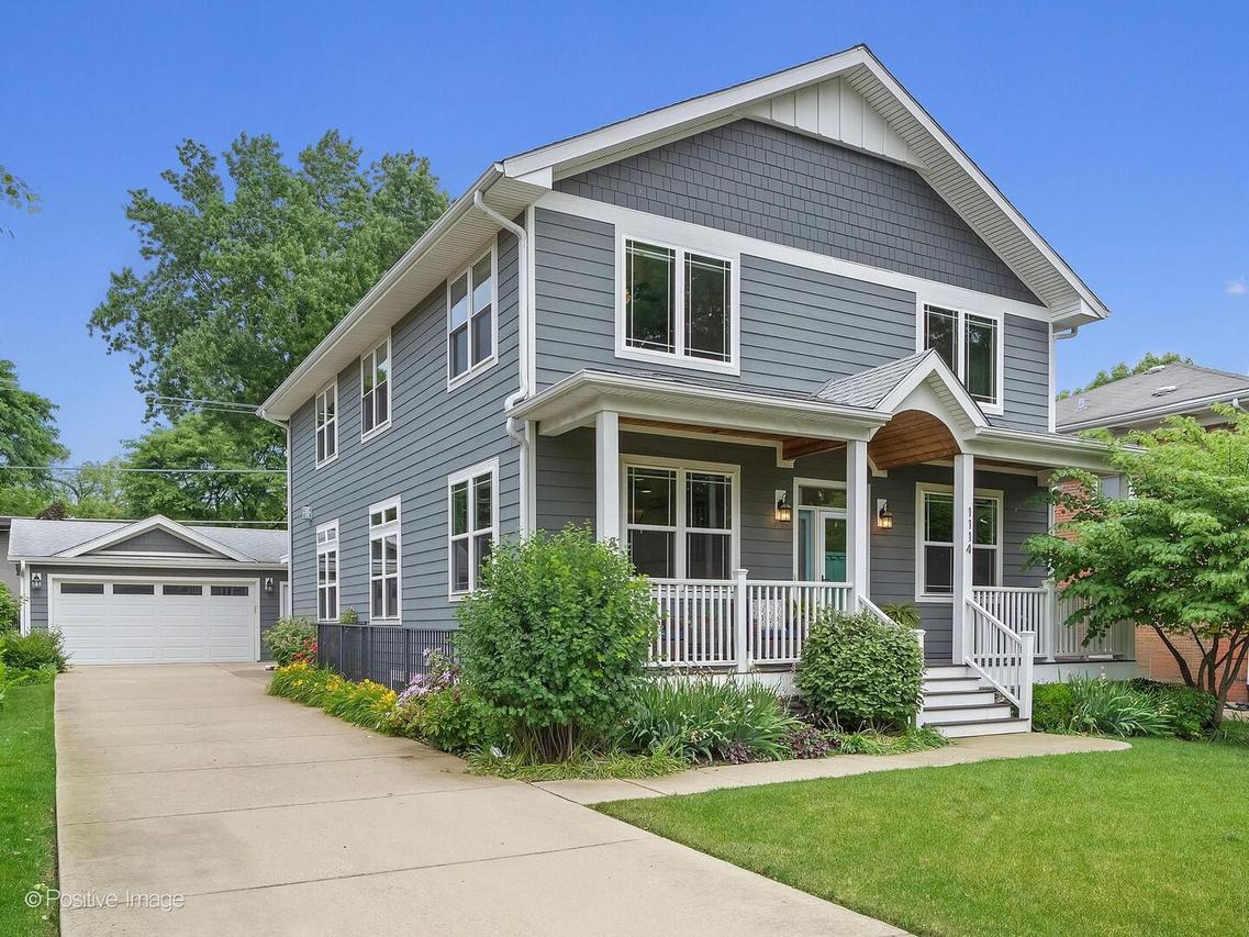 1114 S Stone Ave., La Grange, IL 60525