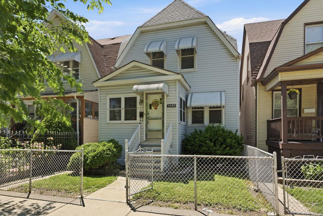 3508 S Mozart St., Chicago, IL 60632