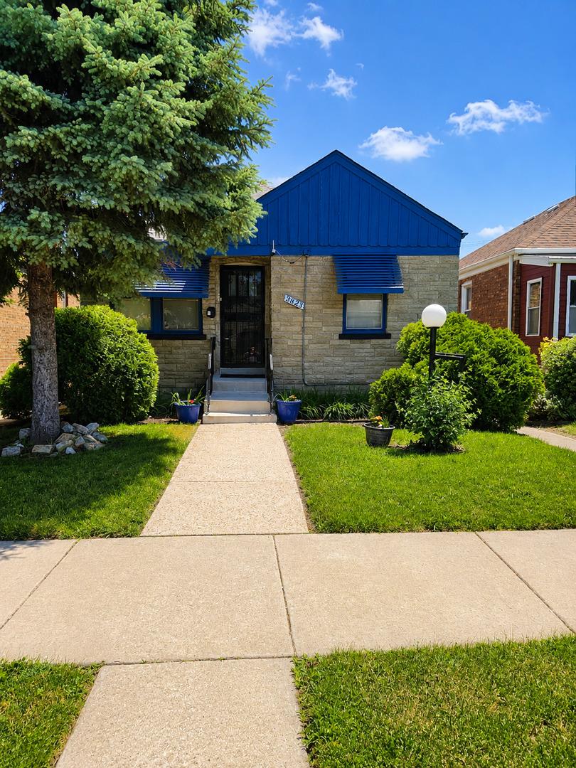 9823 S Drexel Ave., Chicago, IL 60628