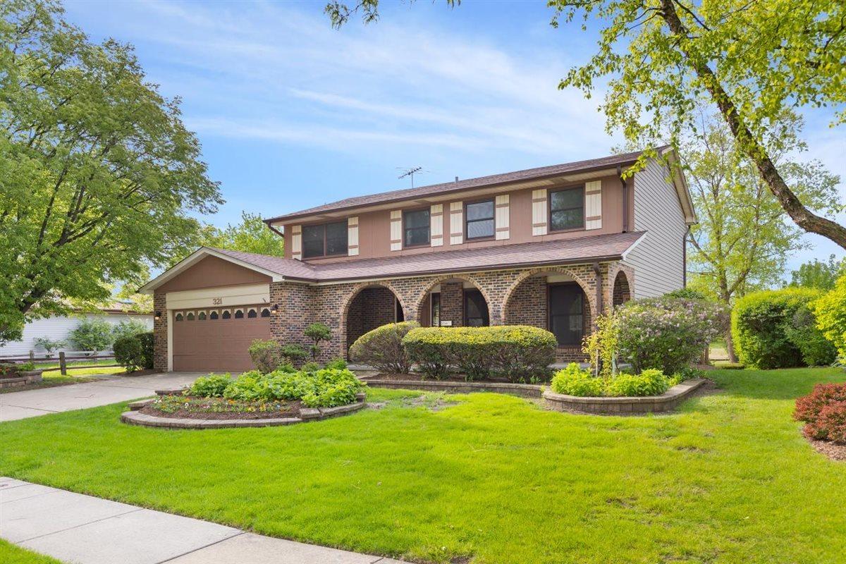 321 Ashwood Dr., Schaumburg, IL 60193