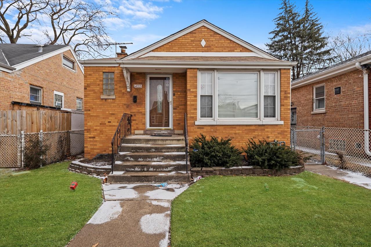 14315 S Lowe Ave., Riverdale, IL 60827