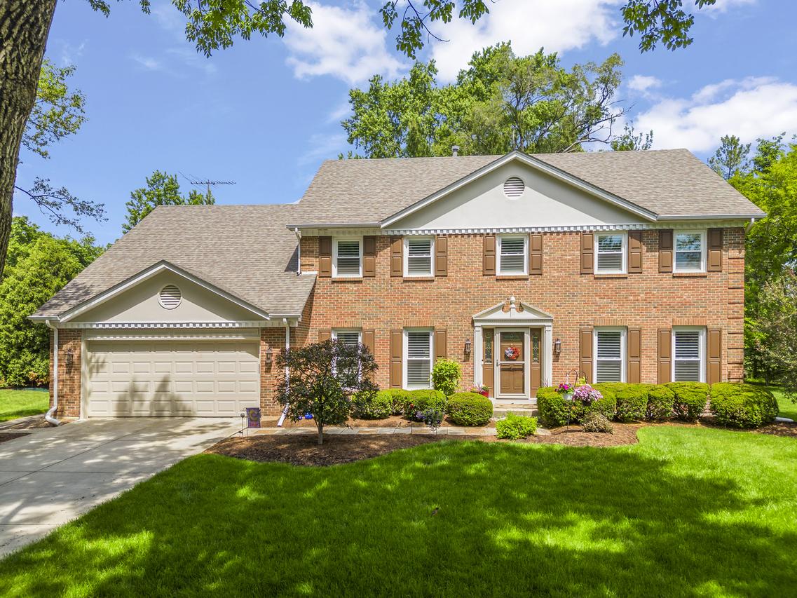 810 Atlanta Ct., Naperville, IL 60540