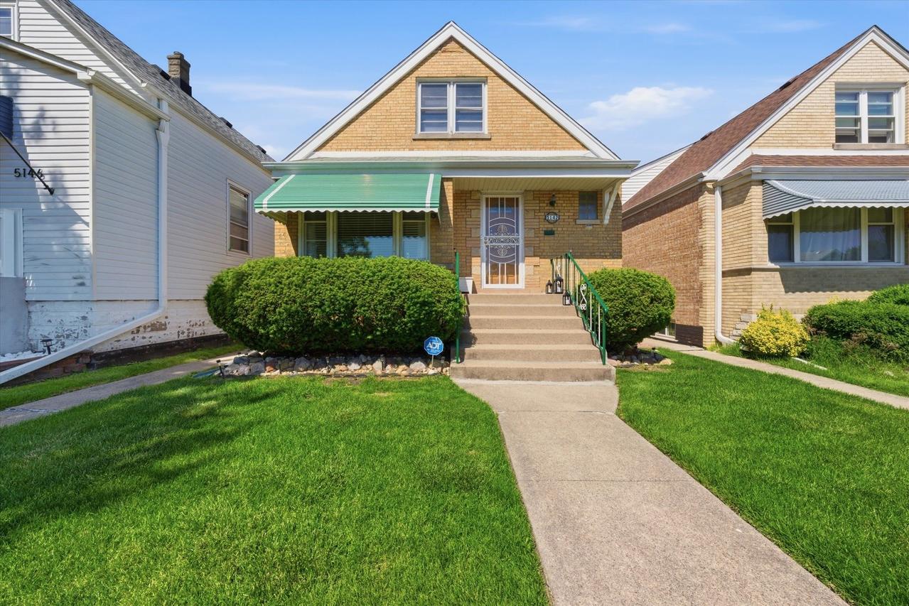 5142 S Lockwood Ave., Chicago, IL 60638