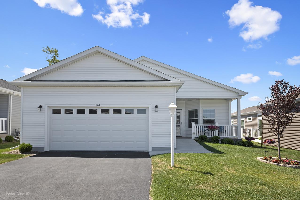 167 Hialeah Ln., Grayslake, IL 60030
