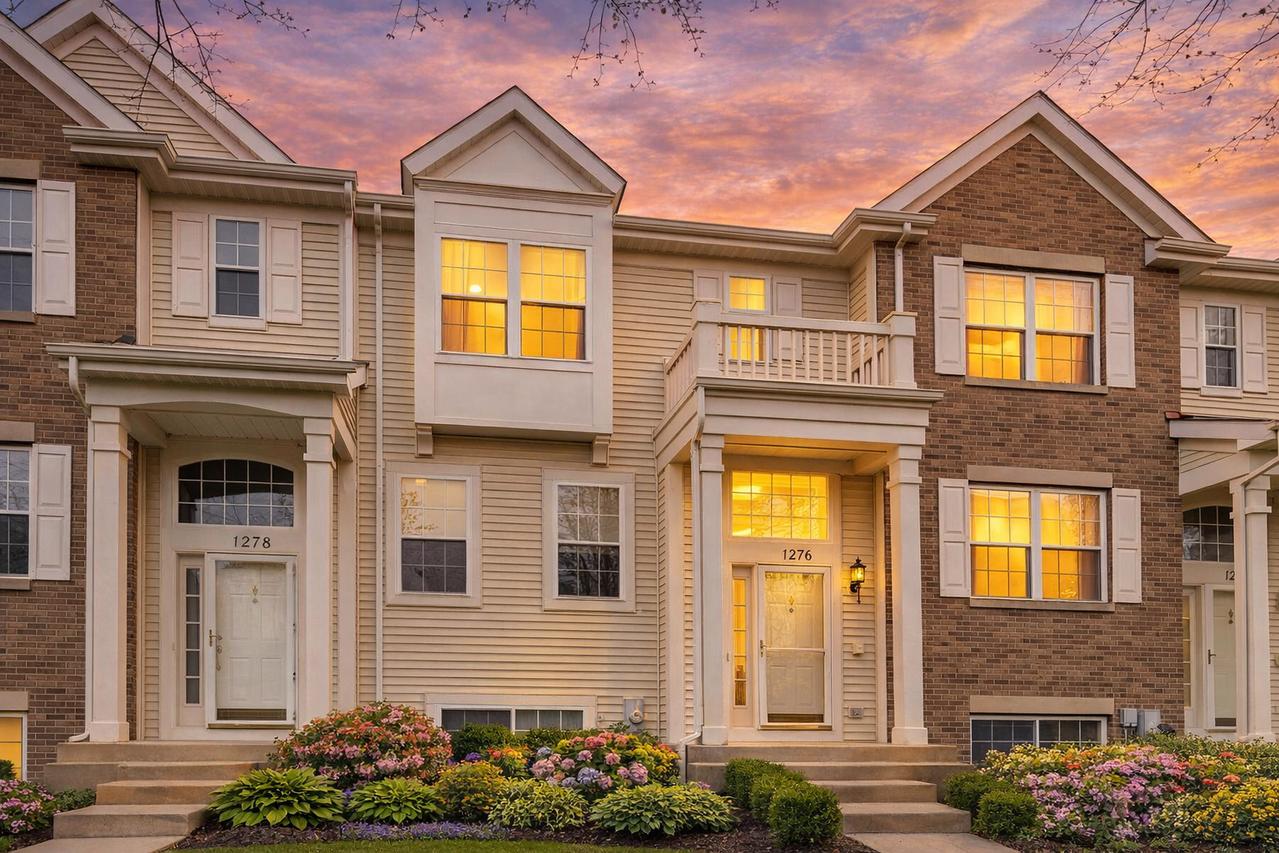 1276 Shamrock Ln., Pingree Grove, IL 60140