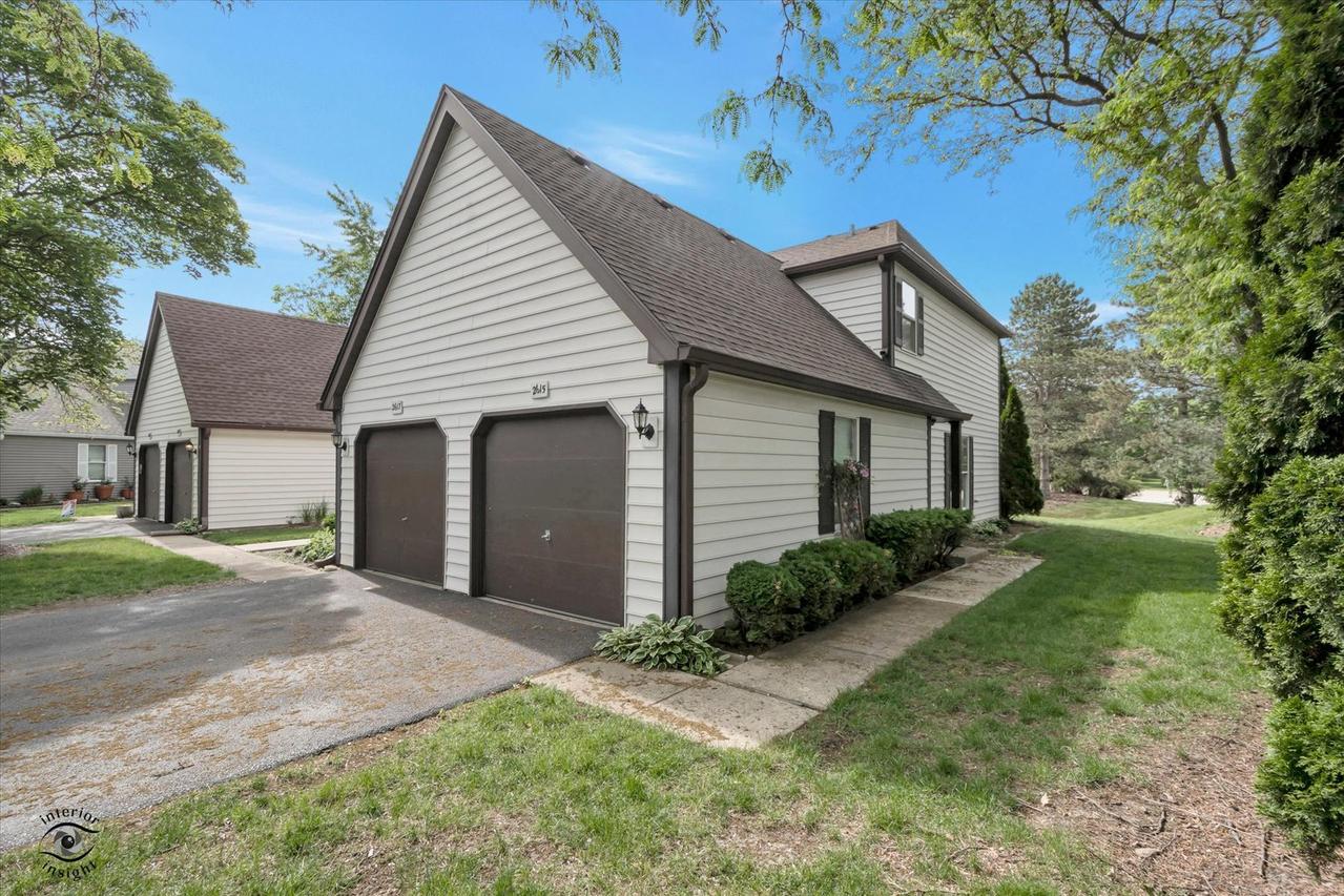 2615 Oakshire Ct., Aurora, IL 60502