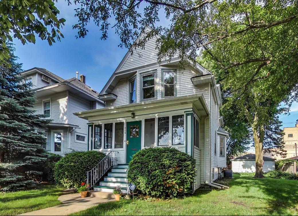 804 S Grove Ave., Oak Park, IL 60304