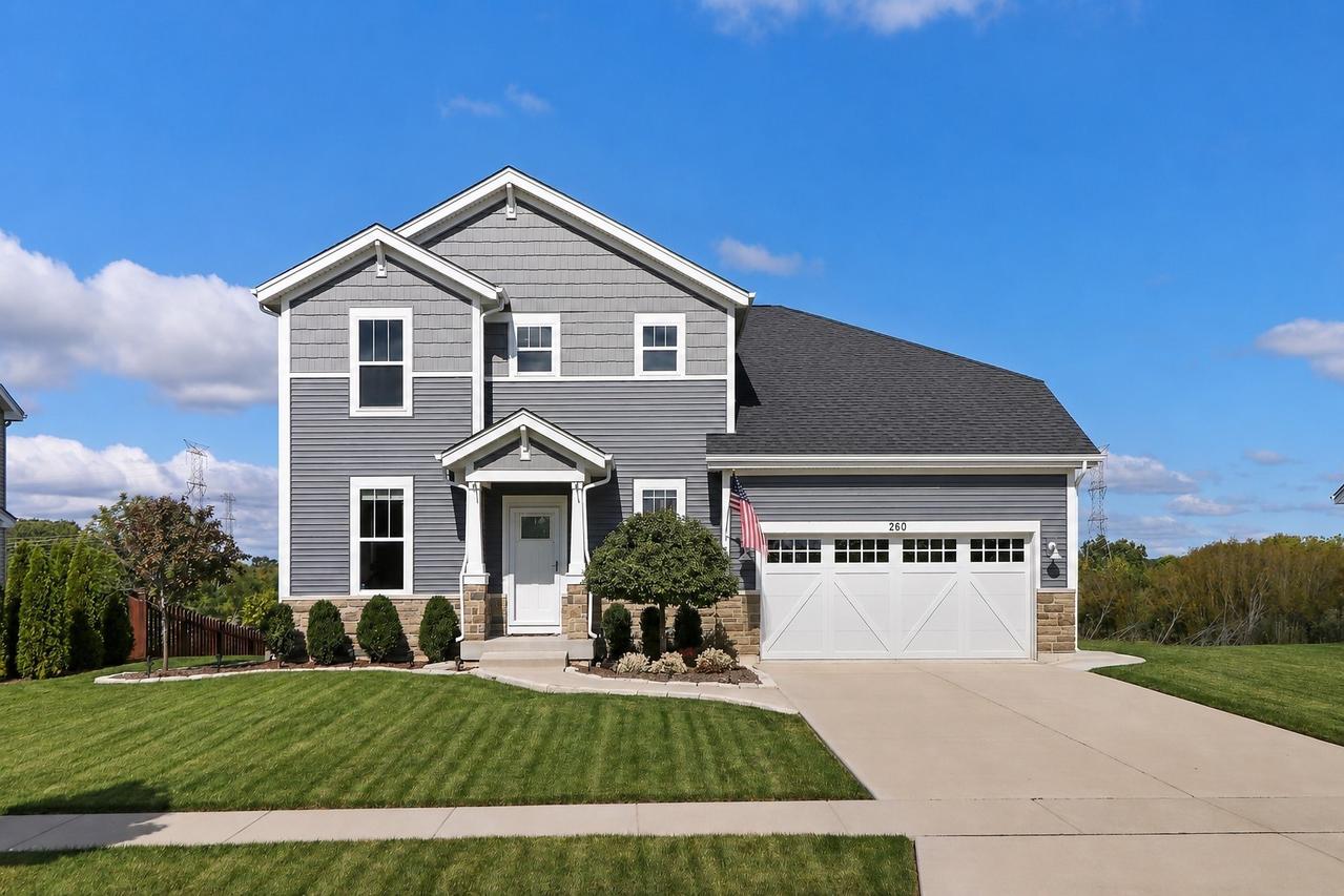 260 E Parkland Dr., Island Lake, IL 60042