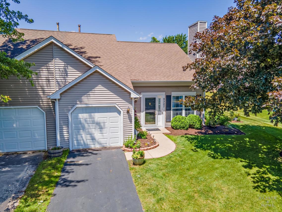 2307 Aspen Dr., Woodstock, IL 60098
