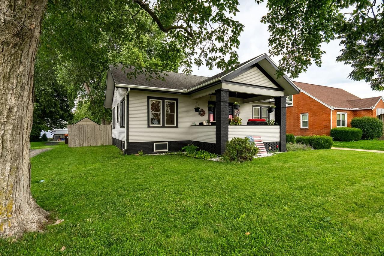 307 W Cleveland St., Heyworth, IL 61745