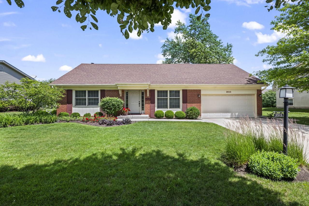 3515 Treaty Ln., Hoffman Estates, IL 60192