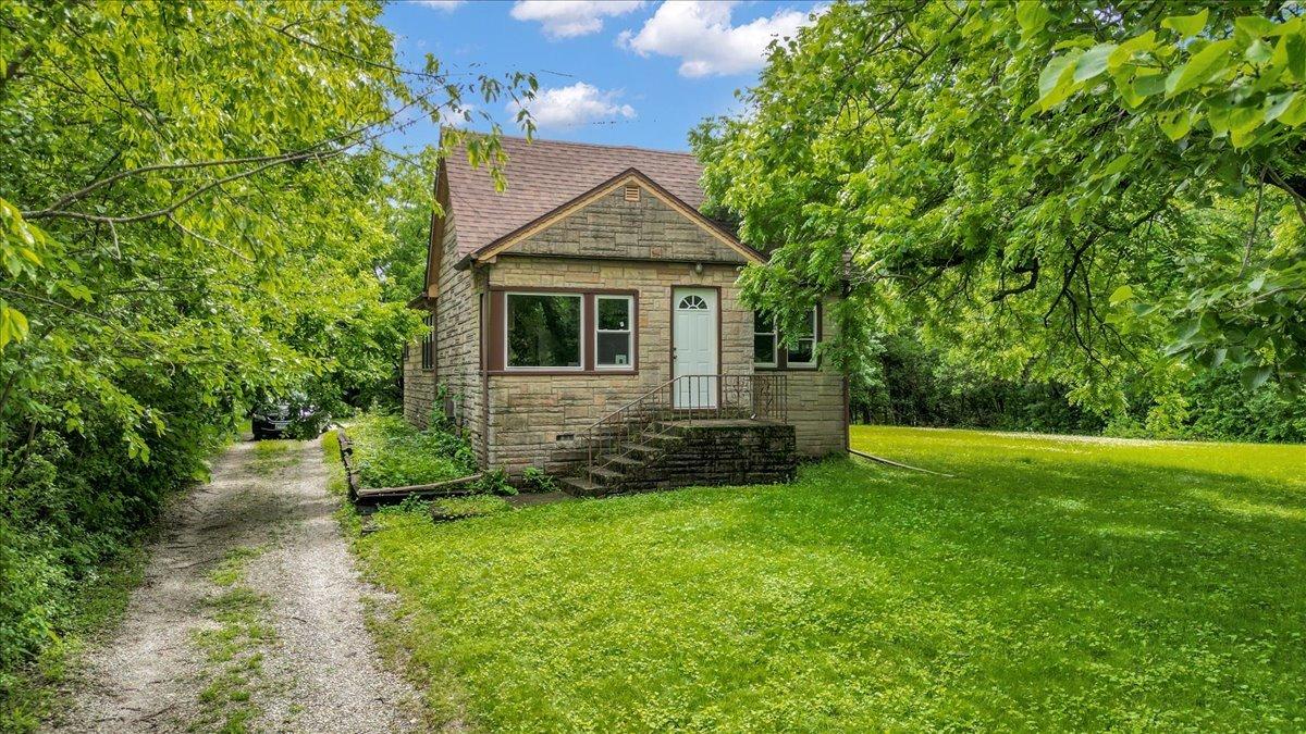 23119 Central Park Ave., Richton Park, IL 60471