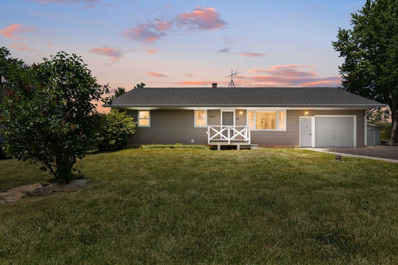 22214 W Cedar Dr., Antioch, IL 60002