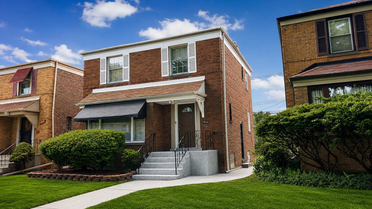 9330 S Justine St., Chicago, IL 60620