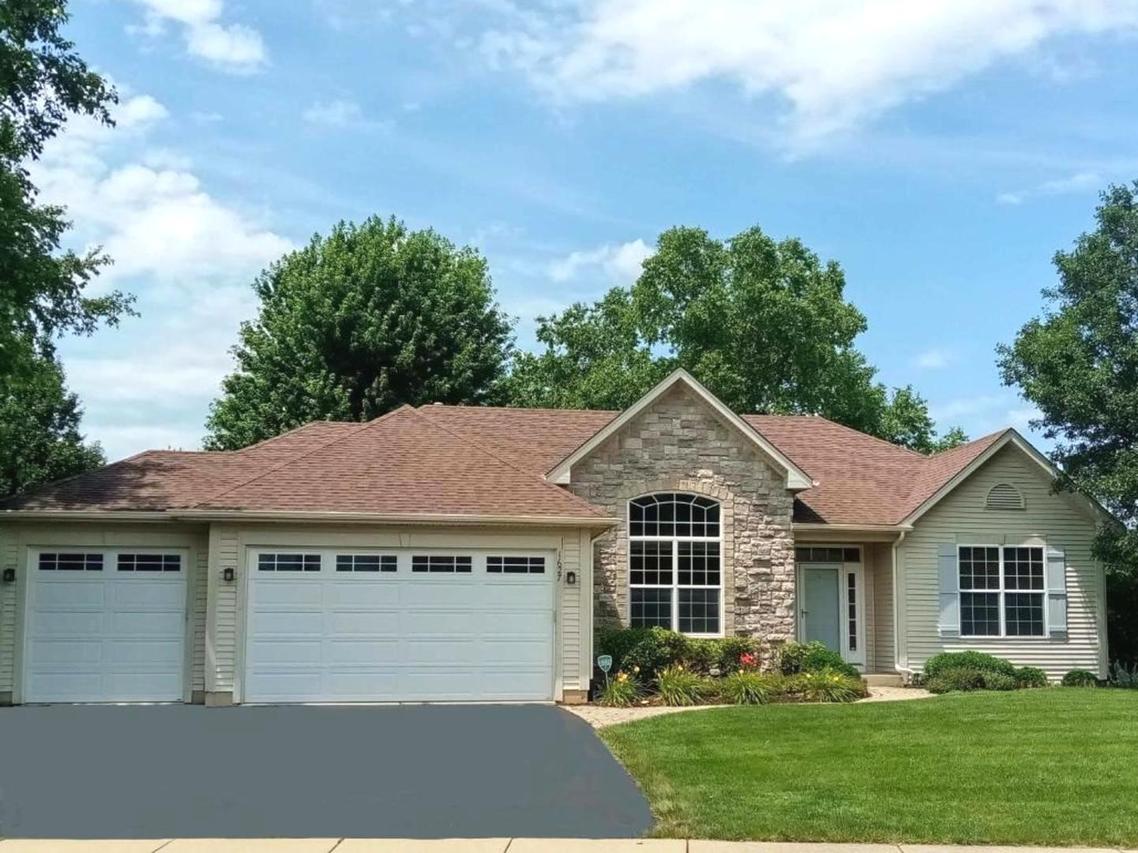 1627 Tyler Tr., Mchenry, IL 60051