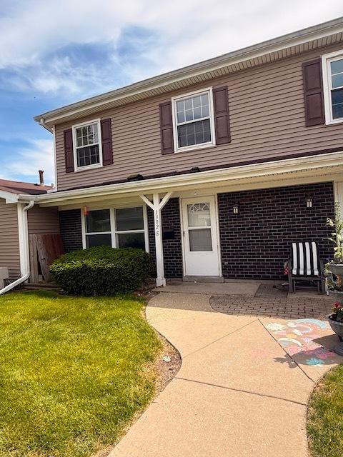 1302 Kingsbury Dr. #E, Hanover Park, IL 60133