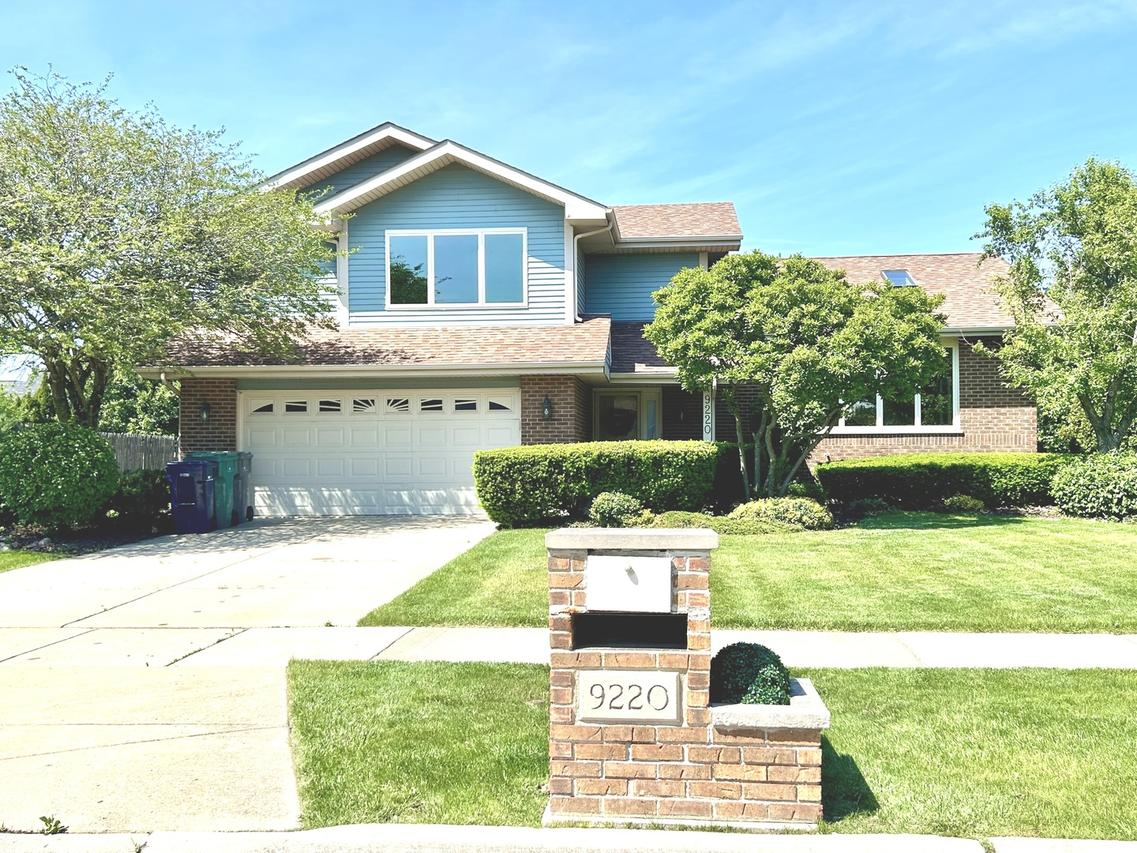 9220 Frances Ln., Orland Park, IL 60462