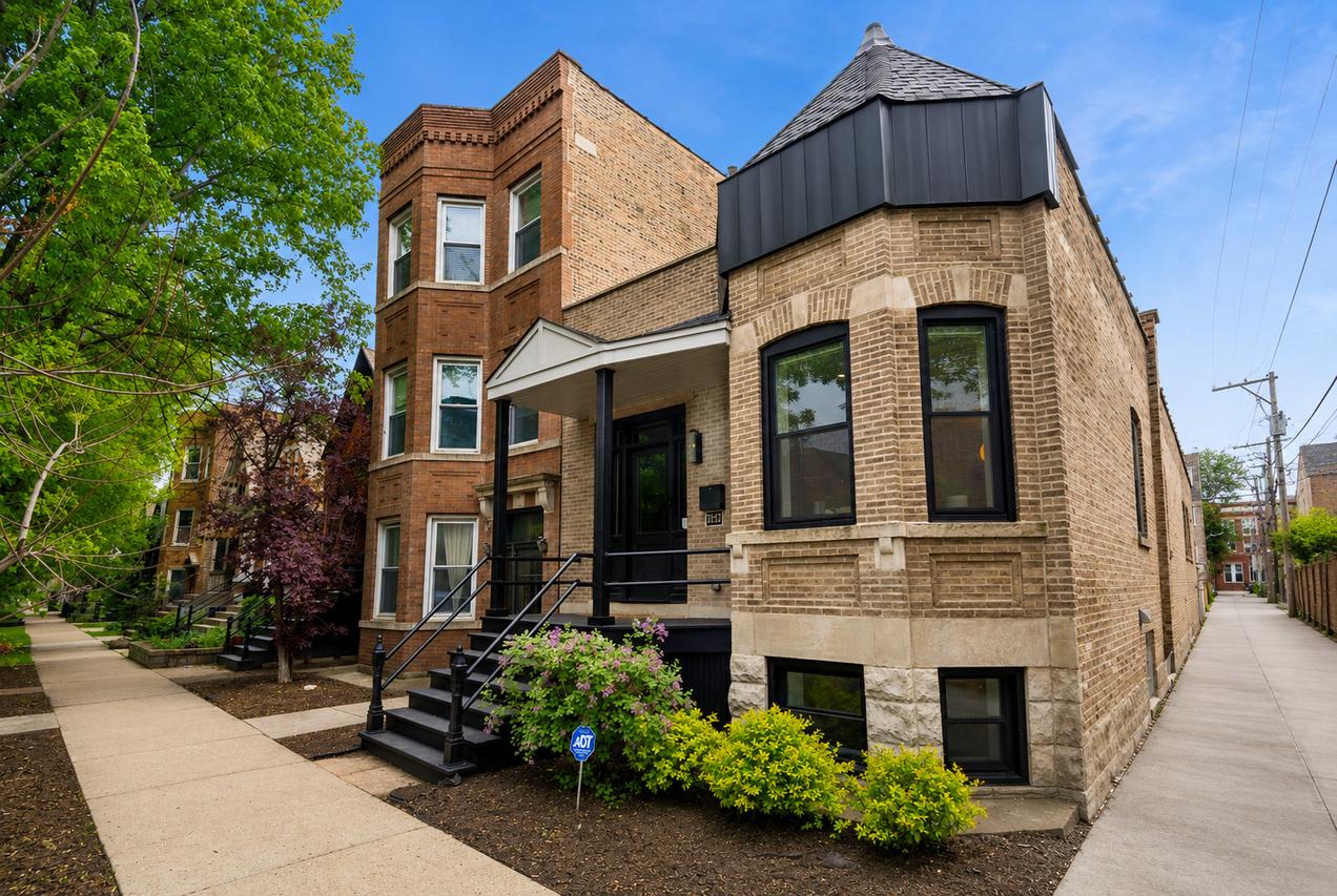 2147 W Thomas St., Chicago, IL 60622