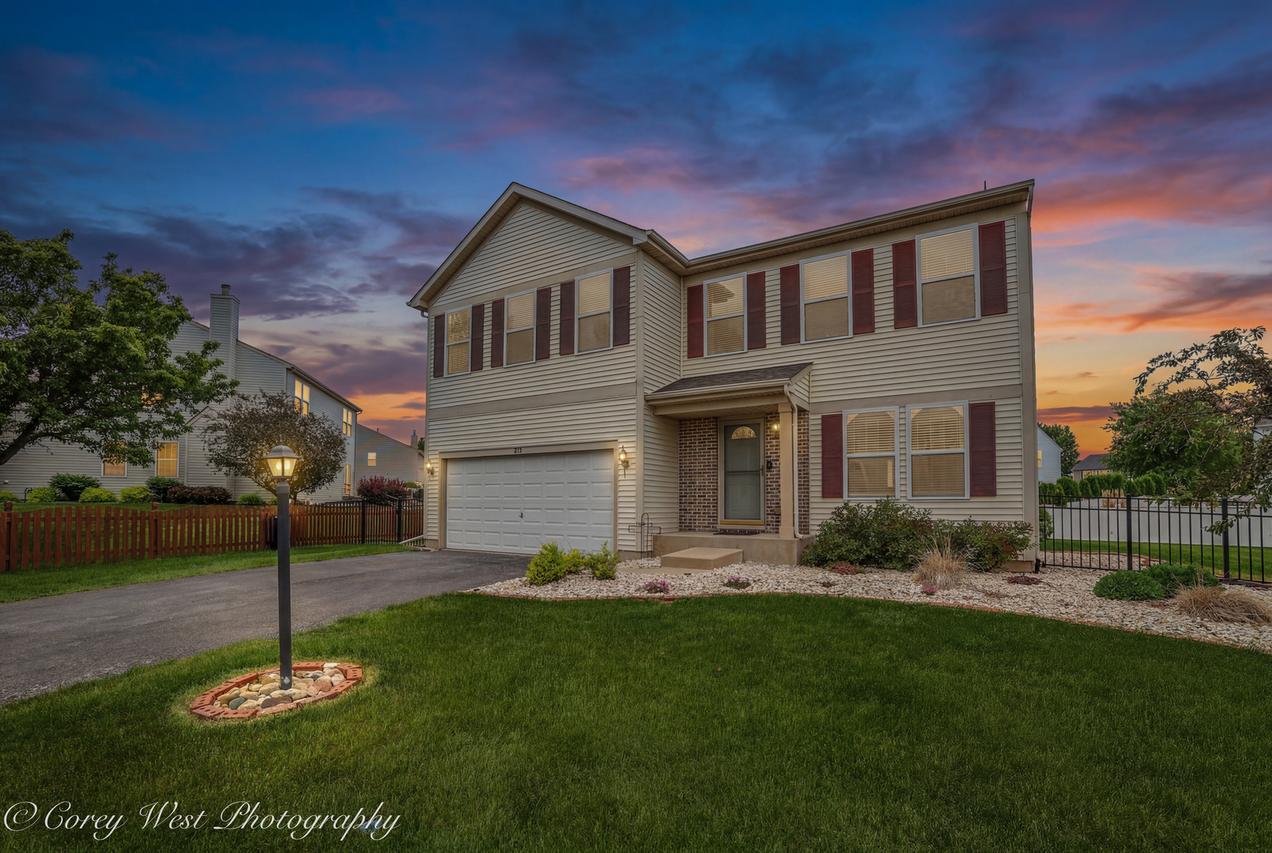 815 Willow St., Kirkland, IL 60146