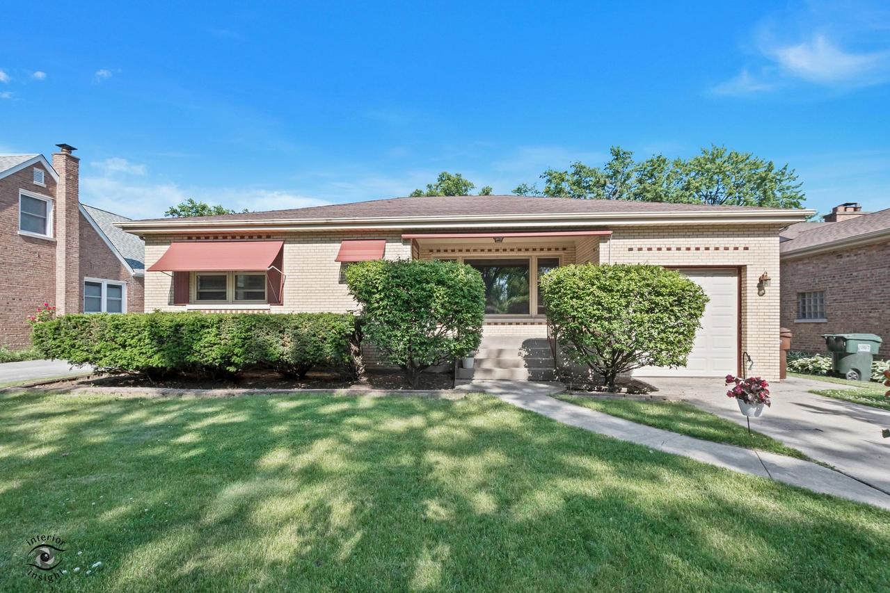 18653 Homewood Ave., Homewood, IL 60430