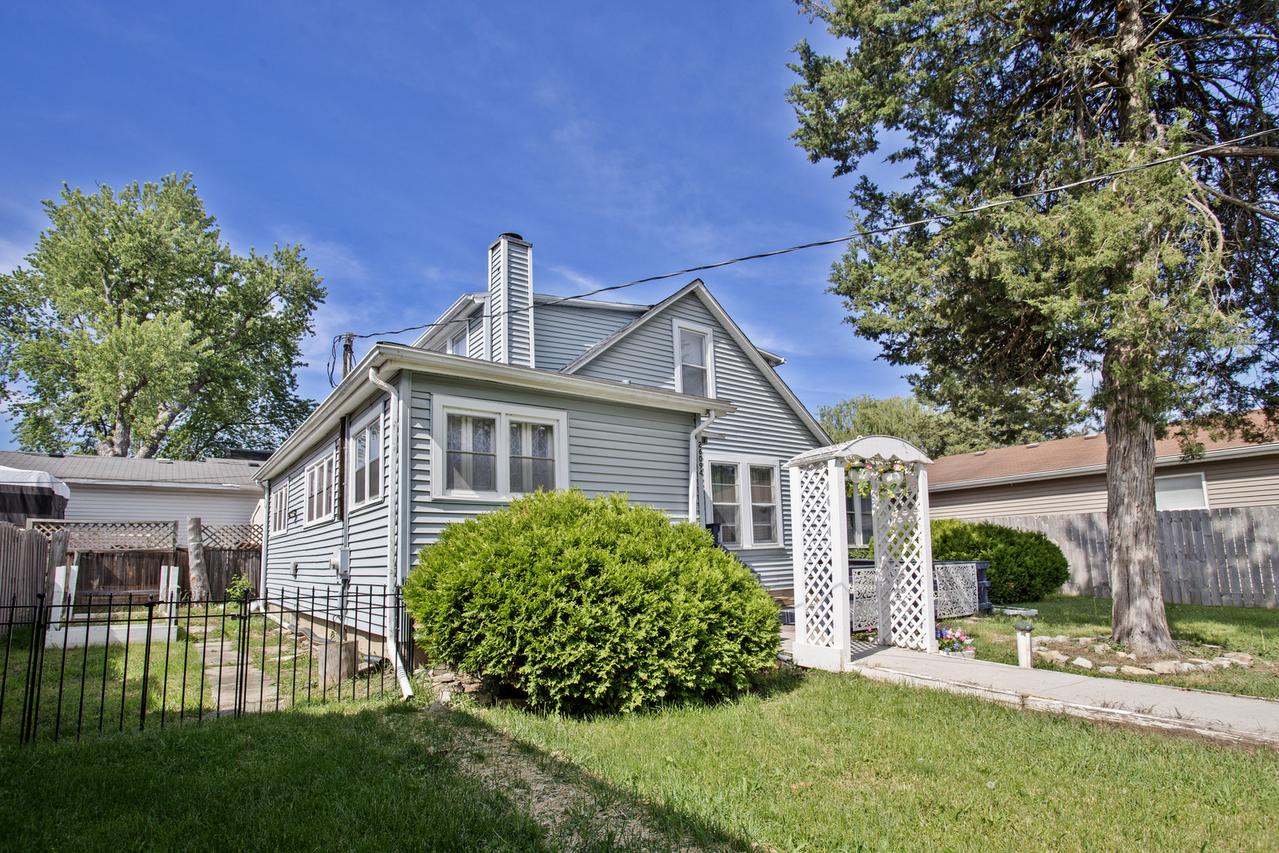26094 W Ingleside Ave., Ingleside, IL 60041