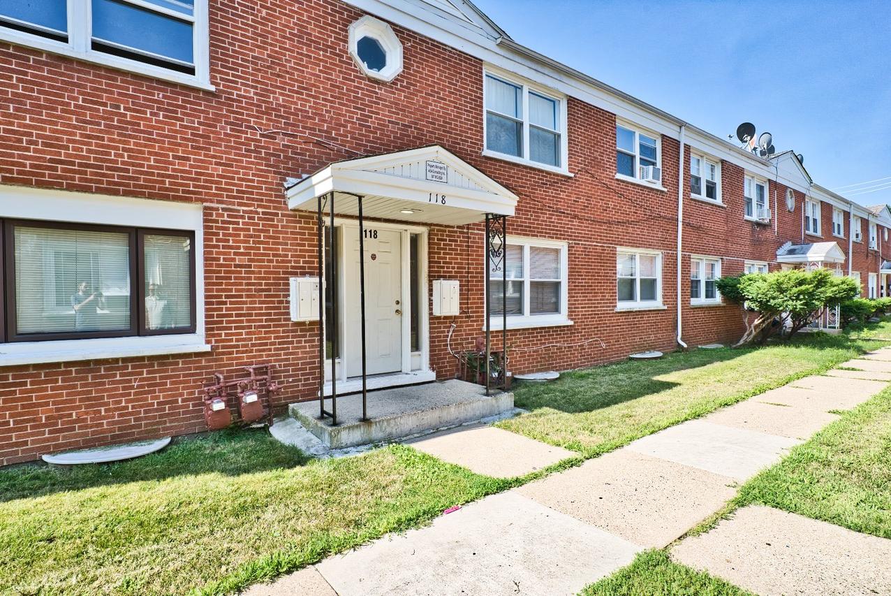 118 N Menard Ave., Chicago, IL 60644