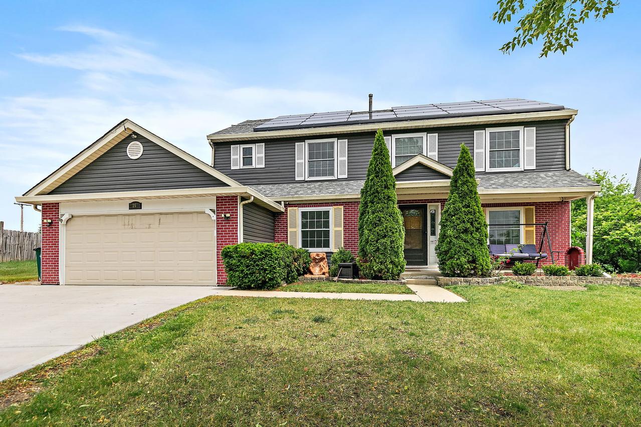 25 Magnolia Dr., Streamwood, IL 60107