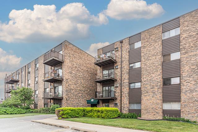 New Homes with Master Bedrooms on the 1st Floor That Attend Stevenson School: May 30th to June 5th