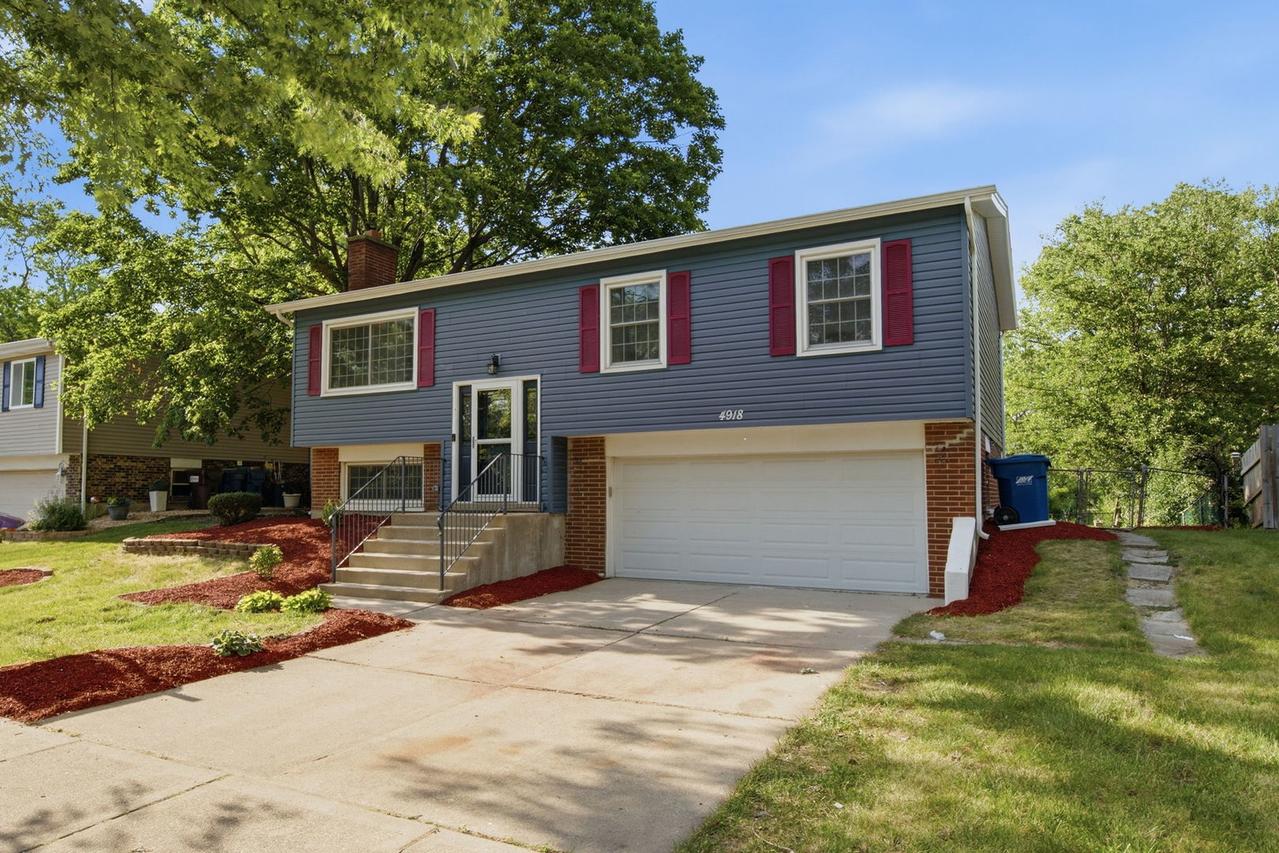 4918 Monterey Dr., Richton Park, IL 60471