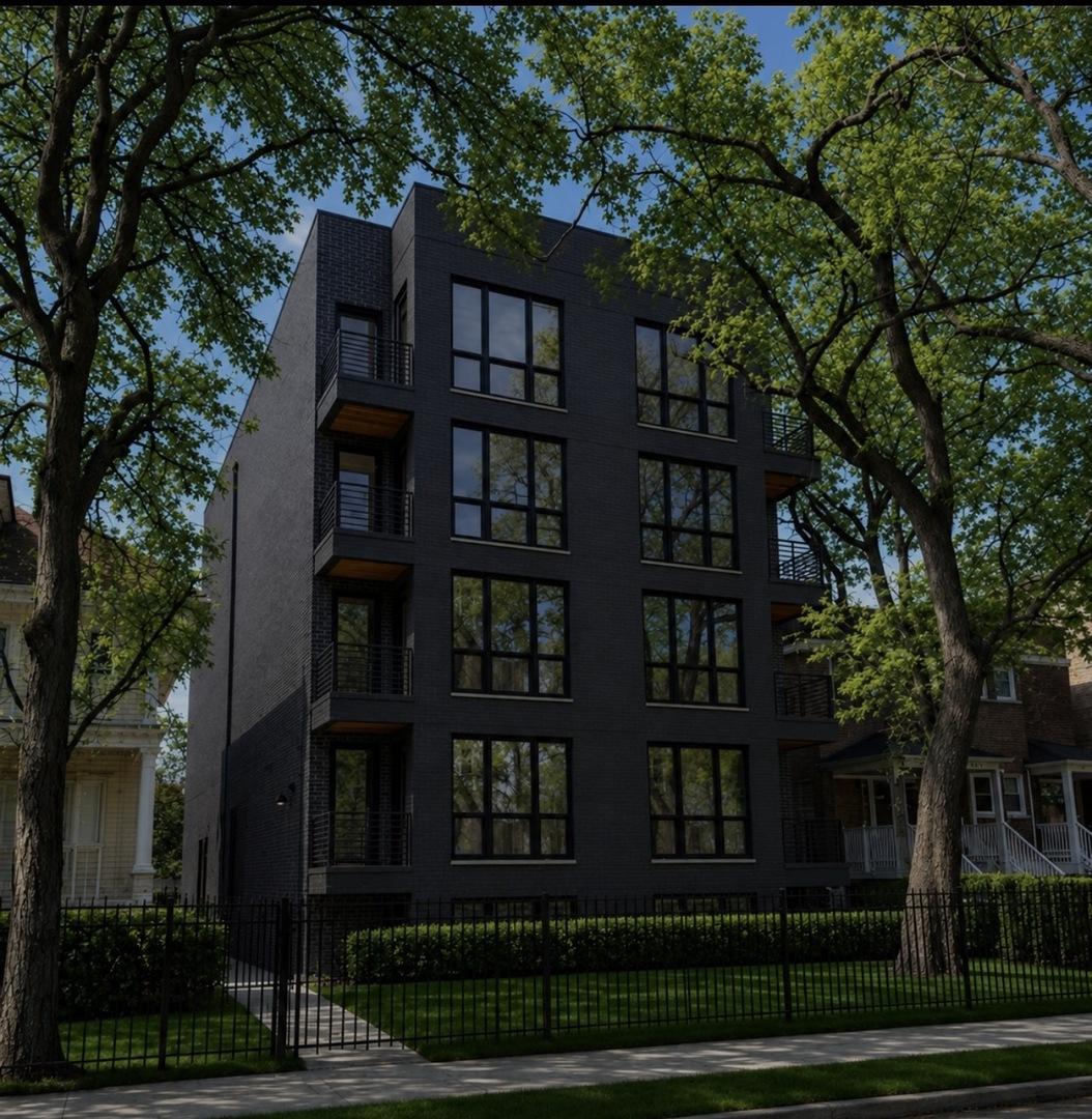 5428 N Winthrop Ave. #201, Chicago, IL 60640