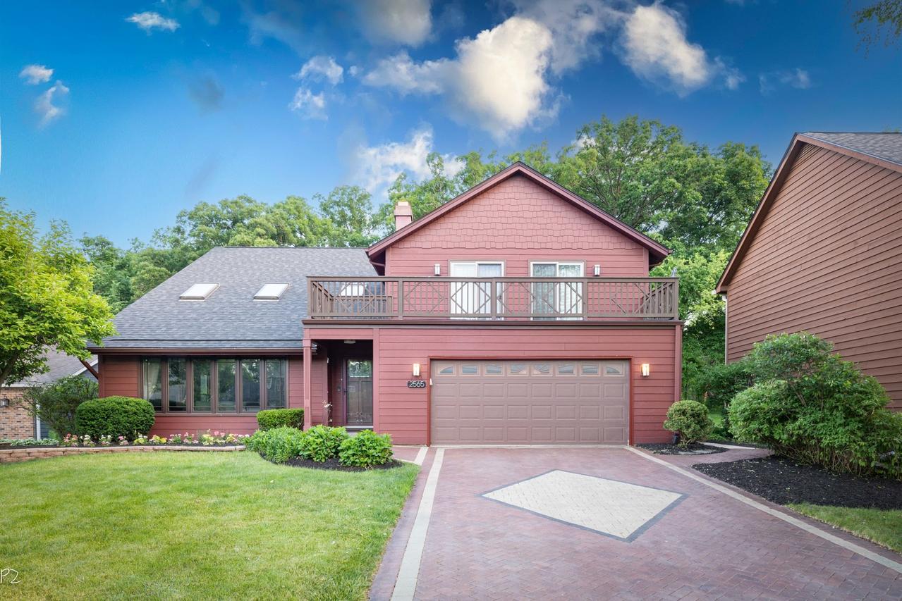 2565 Alta Ct., Lisle, IL 60532