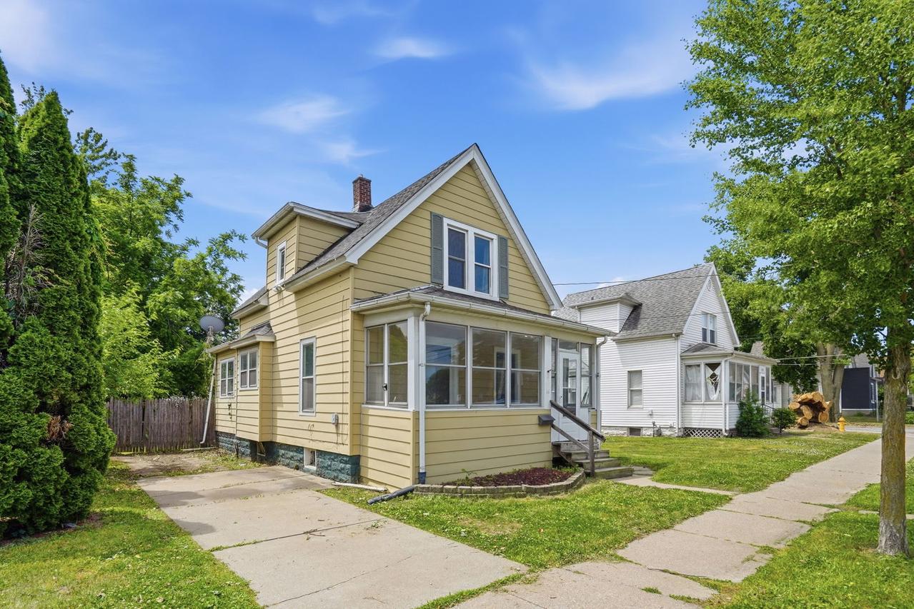 4312 14th Ave., Rock Island, IL 61201