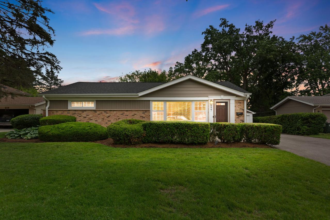 227 S Cedar St., Palatine, IL 60067