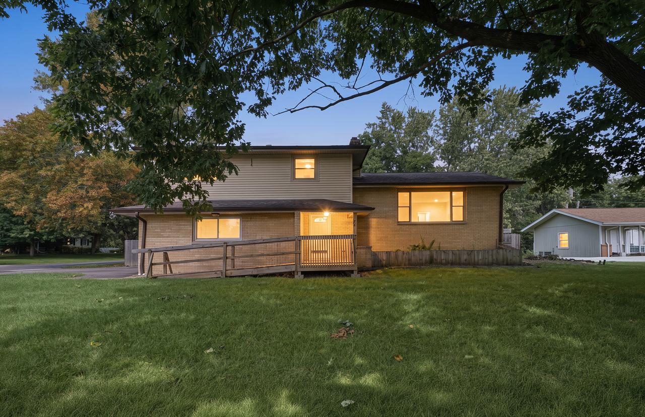 2308 Slayback St., Urbana, IL 61802