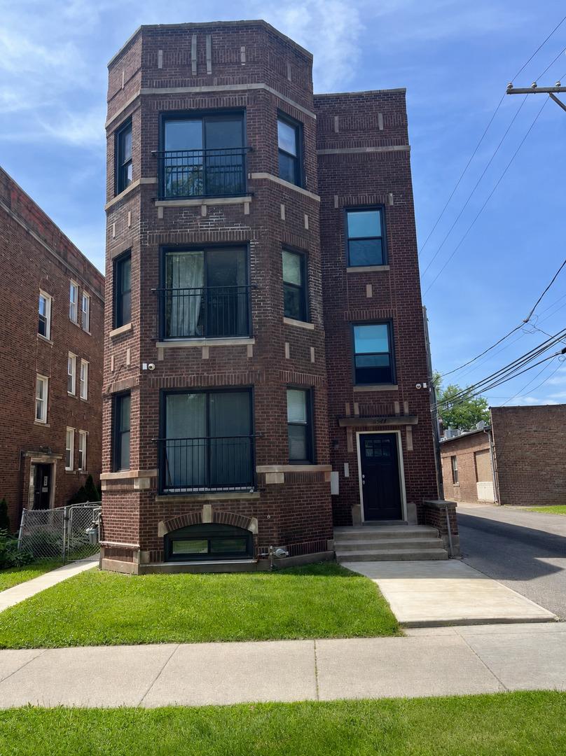 6344 N Artesian Ave. #1, Chicago, IL 60659