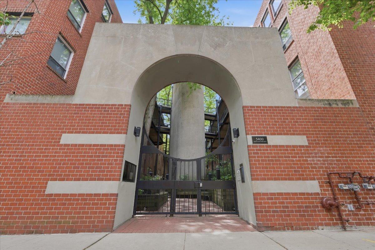 5400 S Hyde Park Blvd. #1c, Chicago, IL 60615