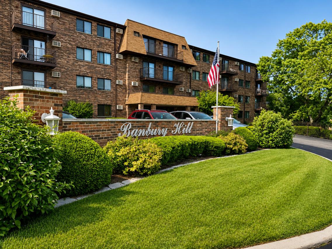 6800 W Raven St. #302, Chicago, IL 60631