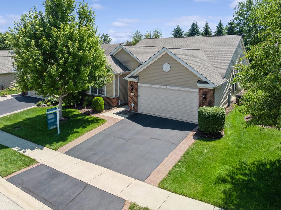 2873 Cascade Falls Cir., Elgin, IL 60124