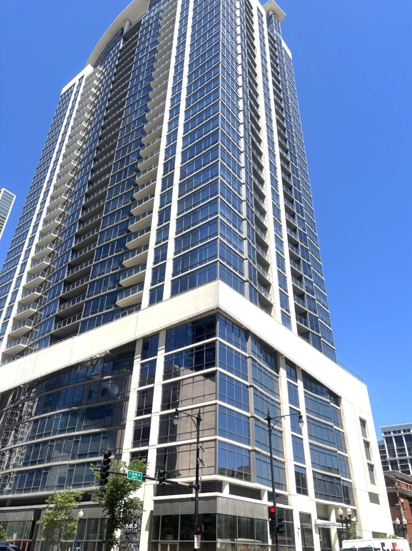 100 E 14th St. #1508, Chicago, IL 60605