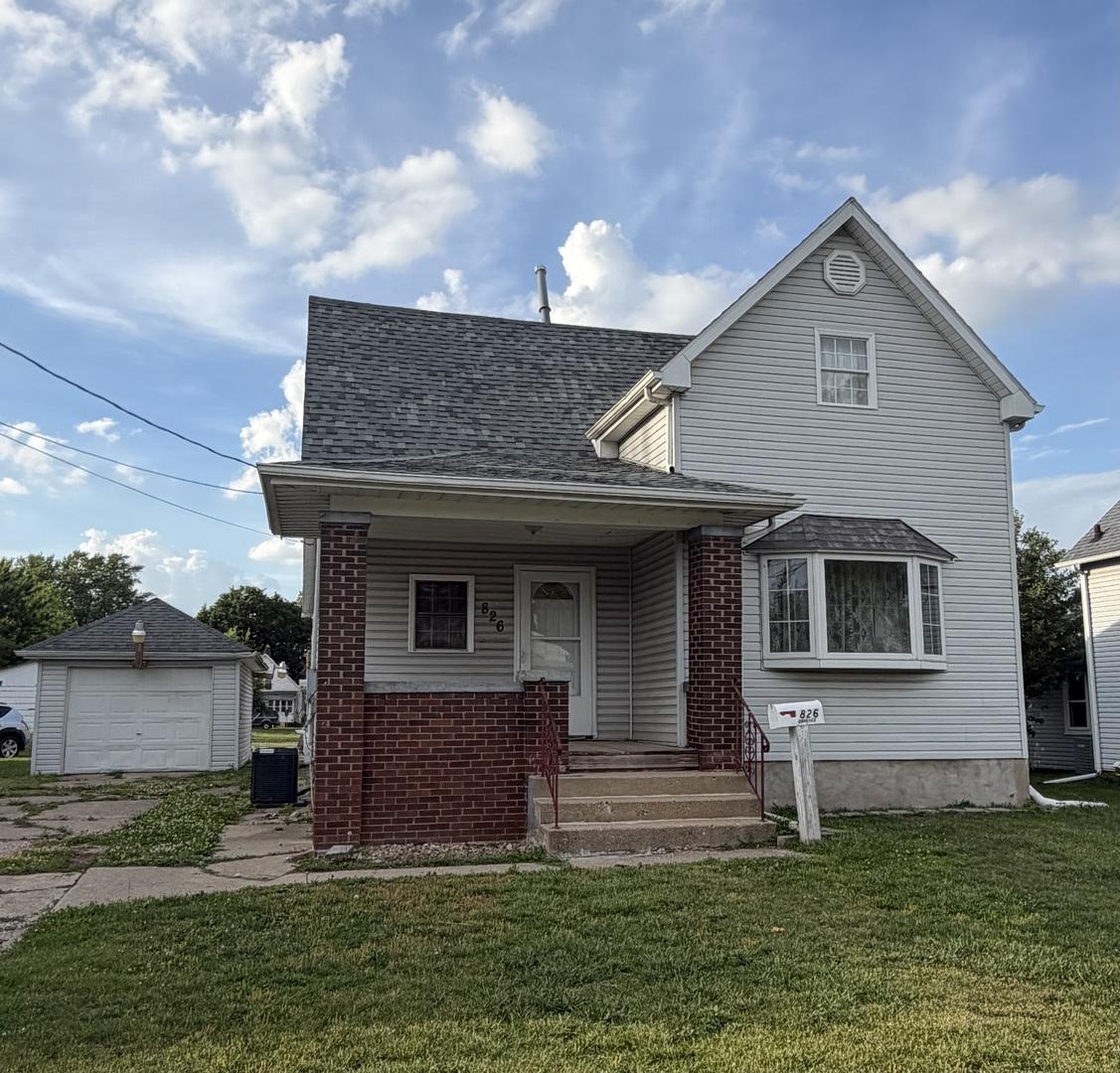 826 Prairie Ave., Kewanee, IL 61443