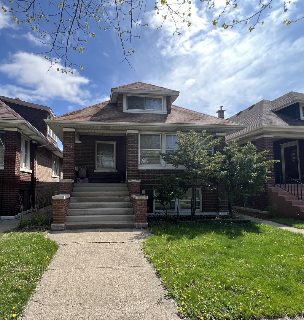 1929 Cuyler Ave., Berwyn, IL 60402