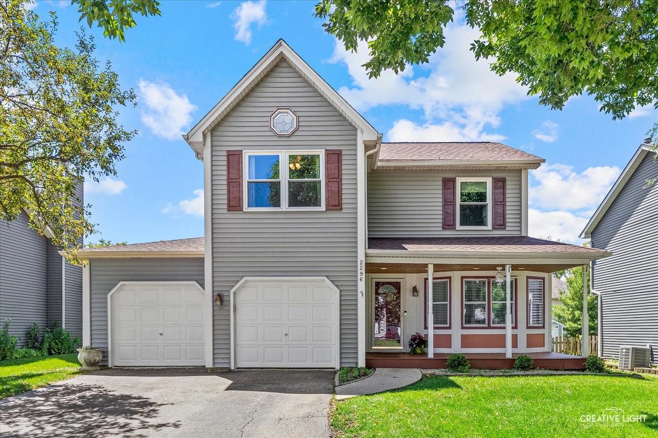 2296 Salisbury Dr., Naperville, IL 60565