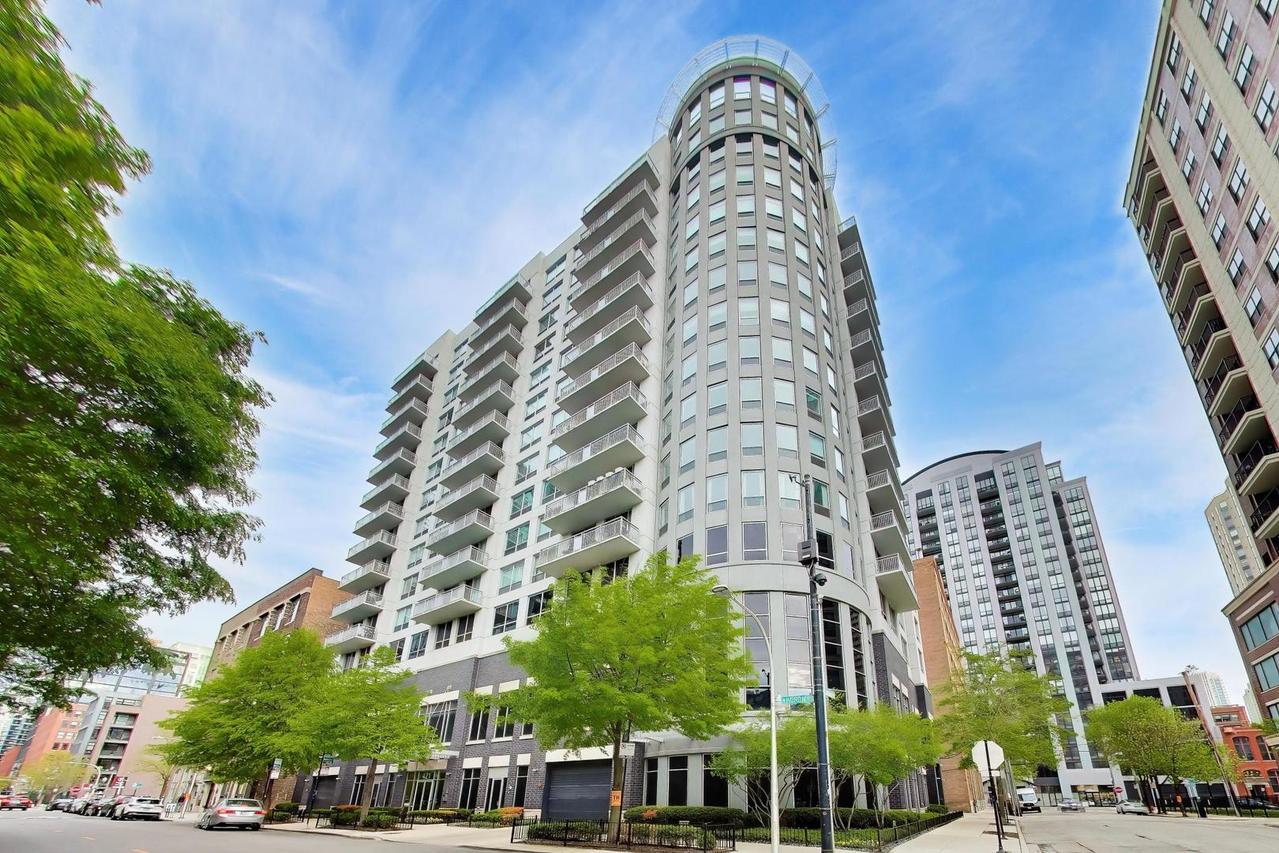 421 W Huron St. #1006, Chicago, IL 60654
