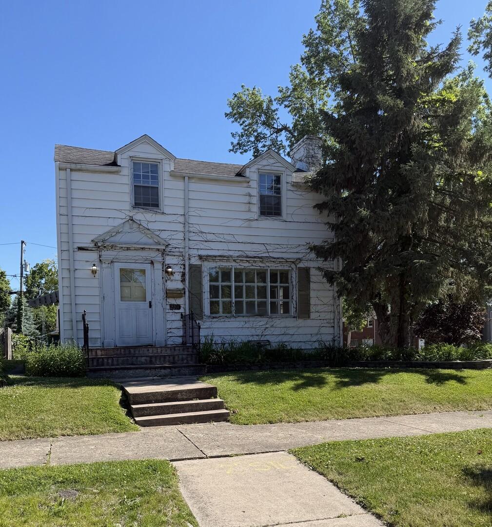 910 Campbell St., Joliet, IL 60435