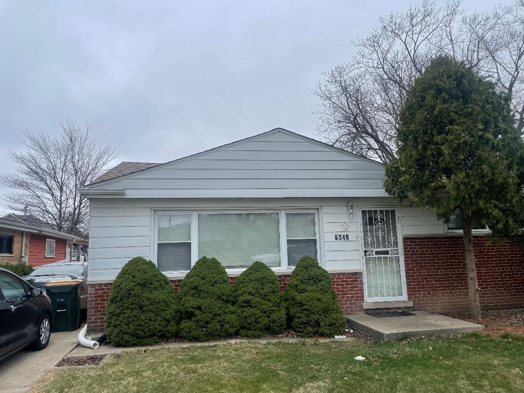 8346 N Octavia Ave., Niles, IL 60714