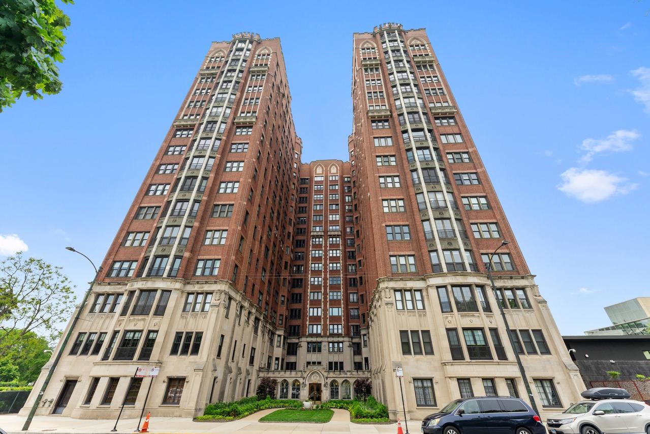 5838 S Stony Island Ave. #9E, Chicago, IL 60637
