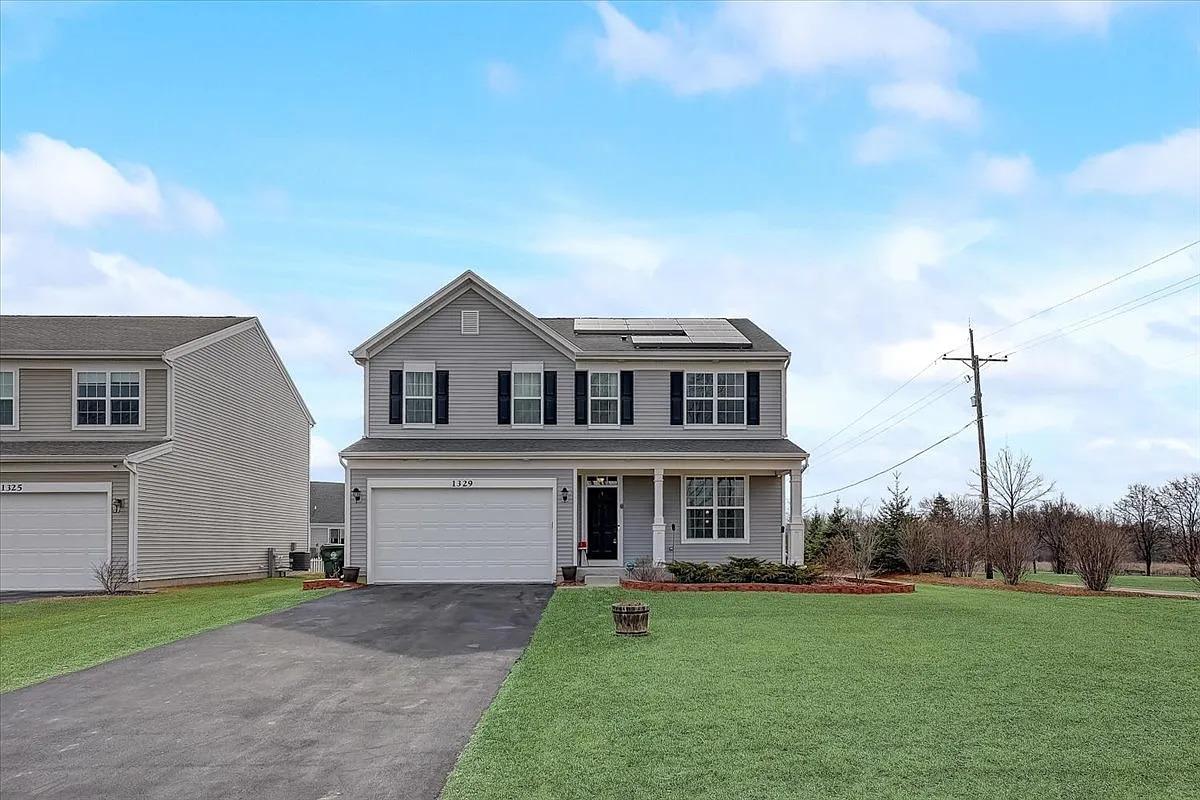 1329 Mcintosh Dr., Mundelein, IL 60060