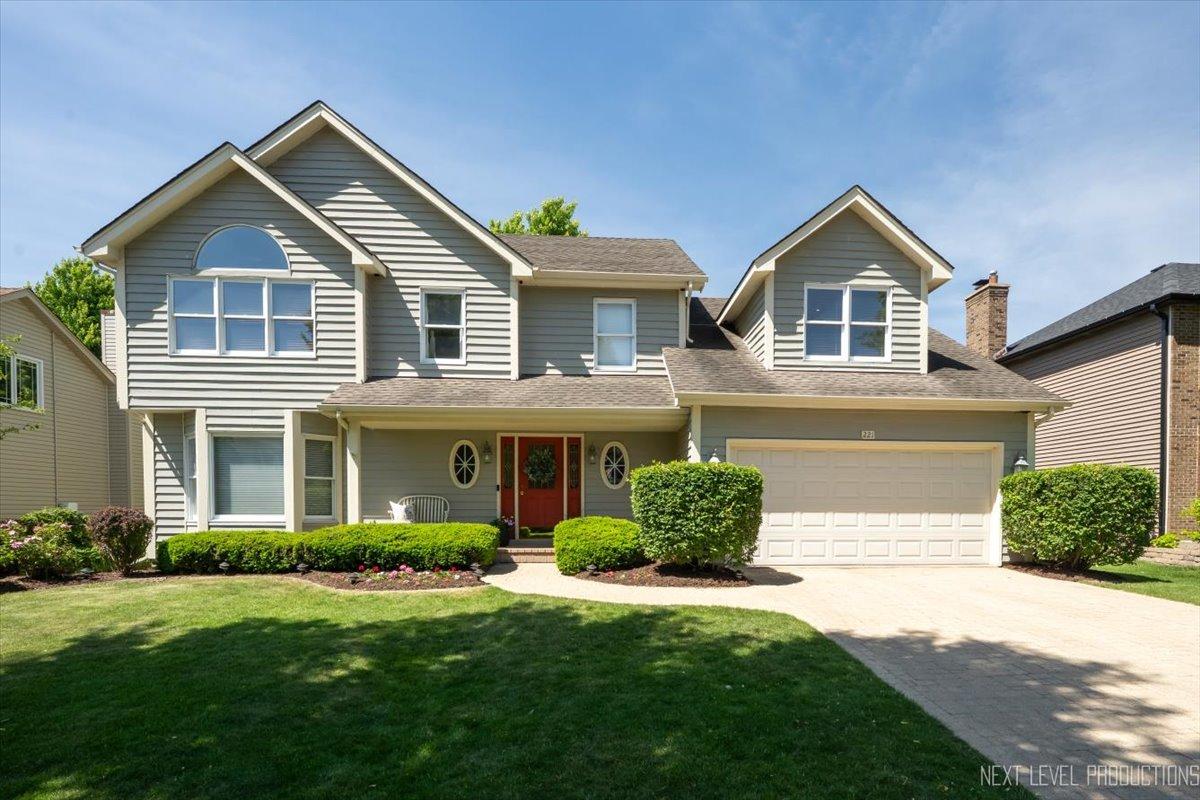 221 Breckenridge Dr., Aurora, IL 60504