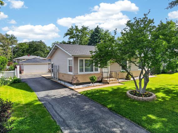 Homes Just Sold That Attend Oak Prairie Junior High School: July 21st to July 27th