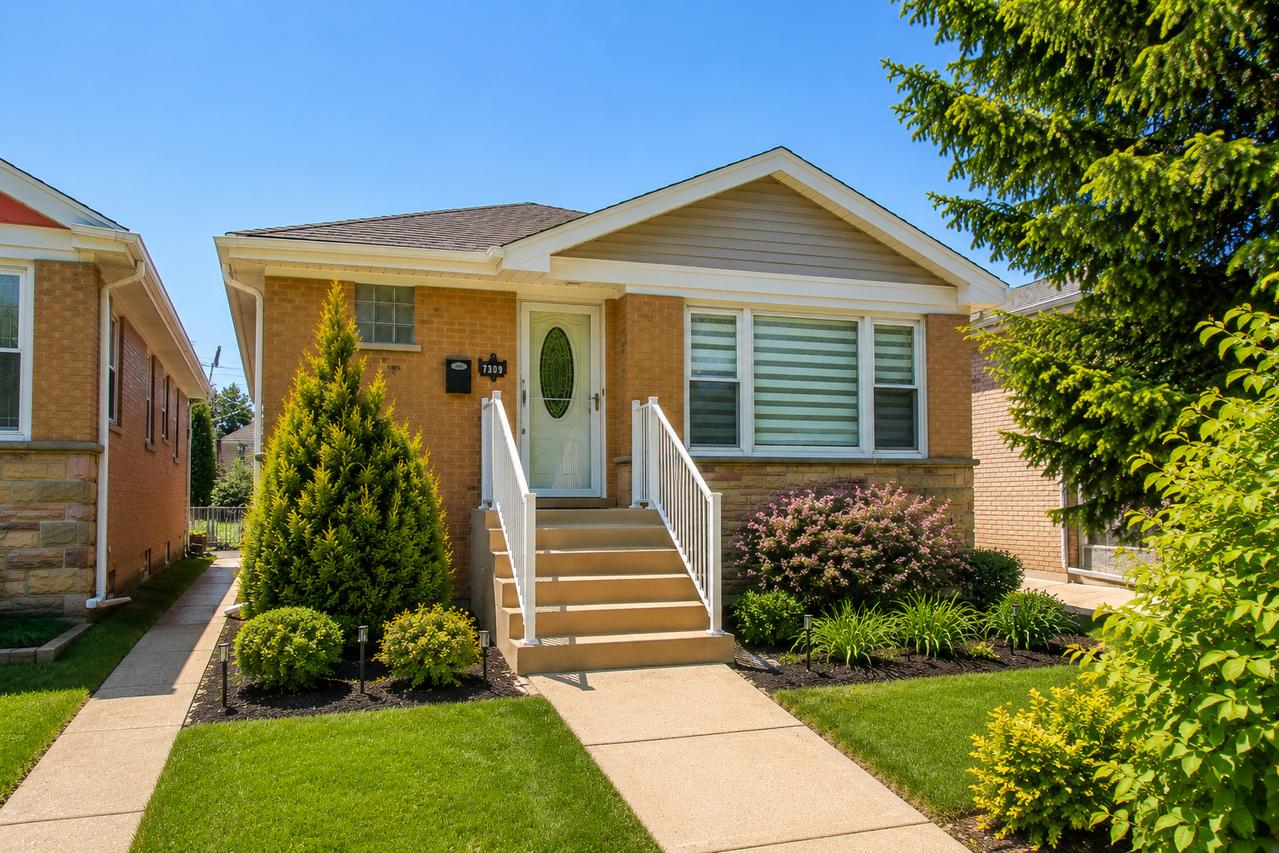 7309 W Pensacola Ave., Norridge, IL 60706